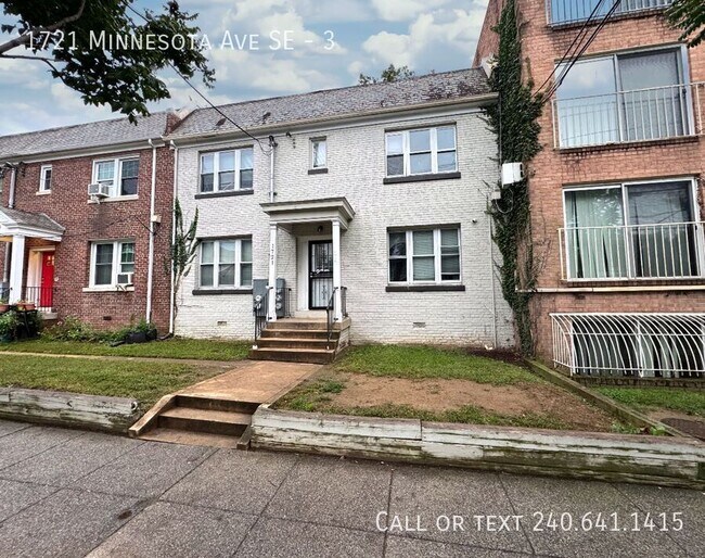 Foto del edificio - 1721 Minnesota Ave SE