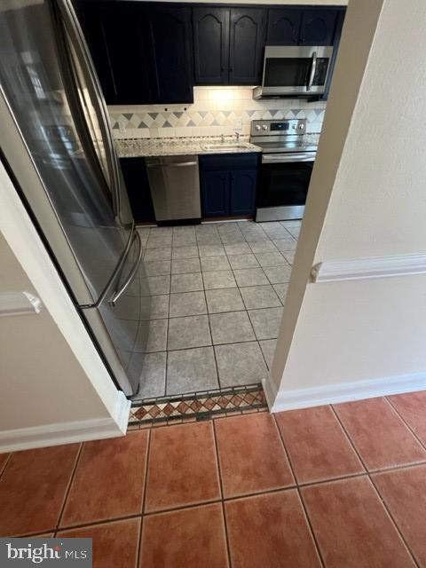 Building Photo - 8440 Willow Glen Ct
