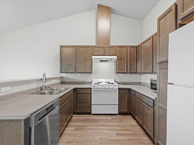 Building Photo - 6405H Chapel Hill Blvd