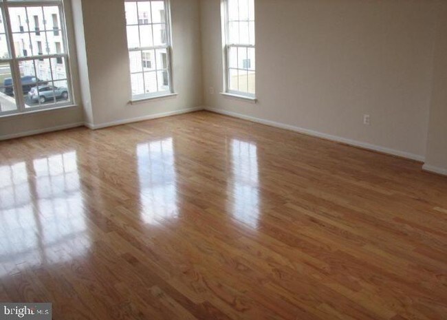 Foto del edificio - 42683 Hollyhock Terrace