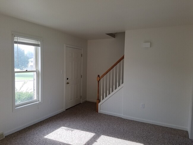 Foto del edificio - 163 Tom Ave