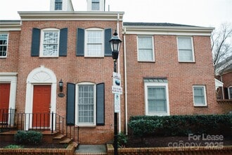 Building Photo - 510 N Poplar St
