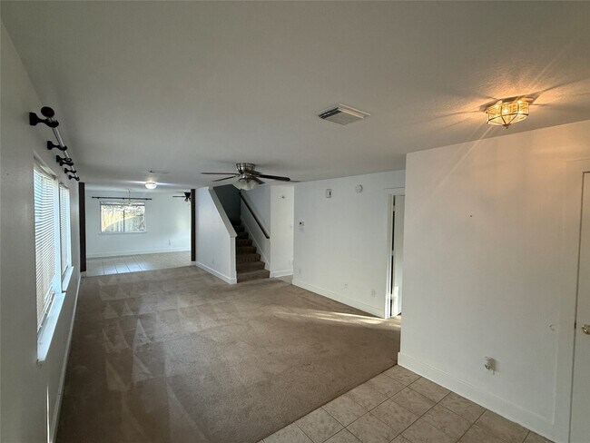 Foto del edificio - 809 Dragonfly Dr