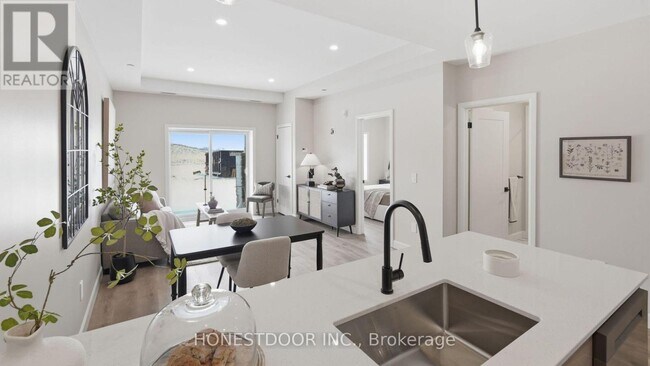Photo du bâtiment - 92 Eastridge Rd