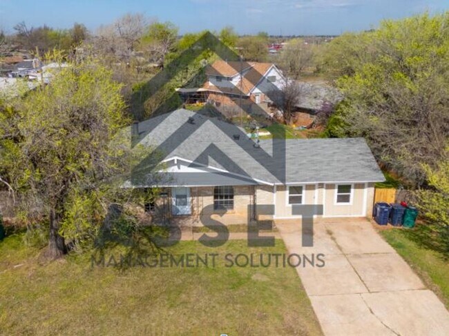 Building Photo - Spacious Rent to Own in South OKC!
