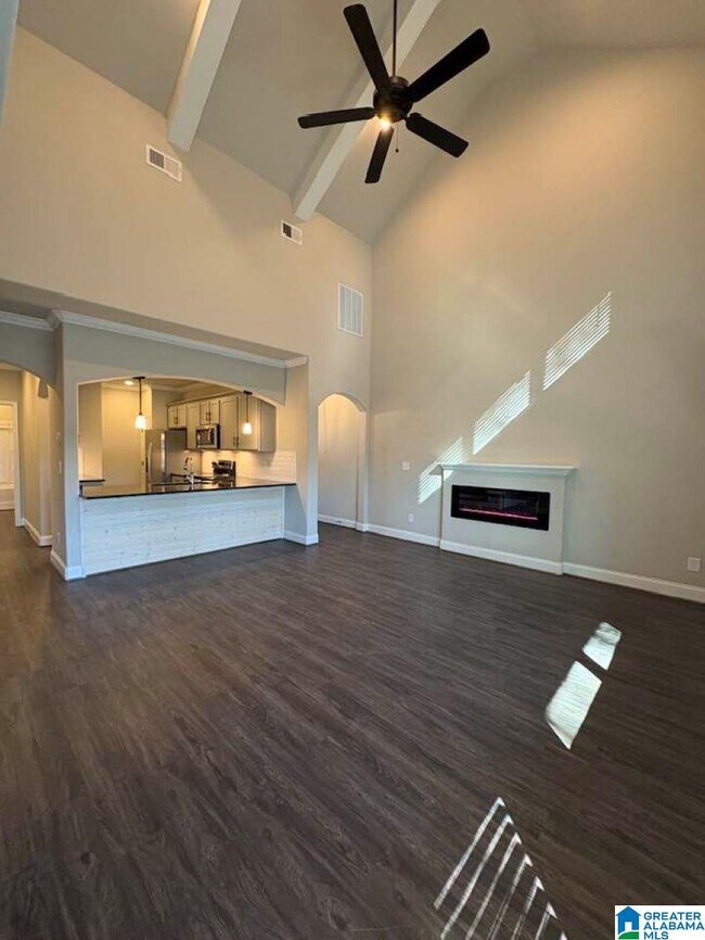 Foto del edificio - 4411 Lennox Pl