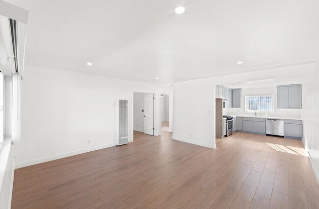 Foto del edificio - 445-455 Rose Ave