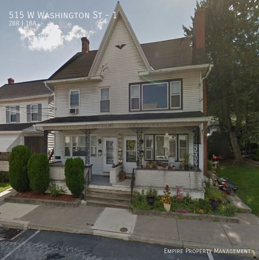 Primary Photo - 2 Bedroom / 1 Bathroom Apartment located i...