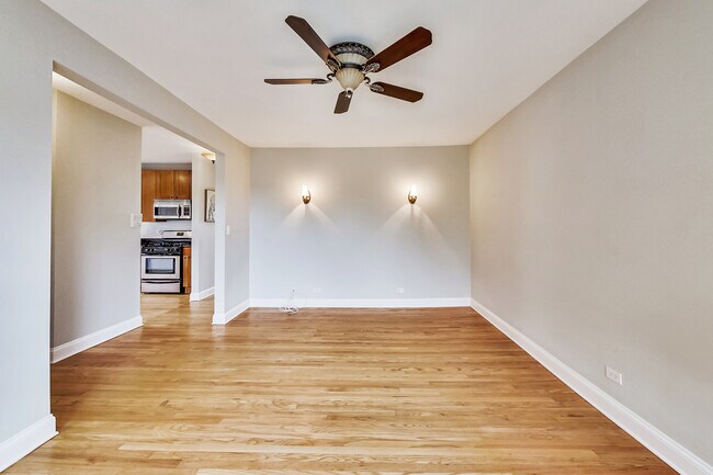 Building Photo - 2951 N Talman Ave