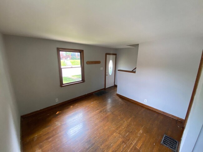Foto del edificio - (01) 2547-2549 Neil Avenue