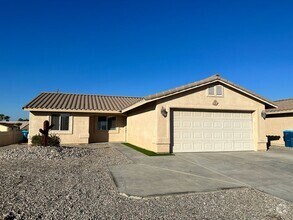 Building Photo - 111 Cypress Dr