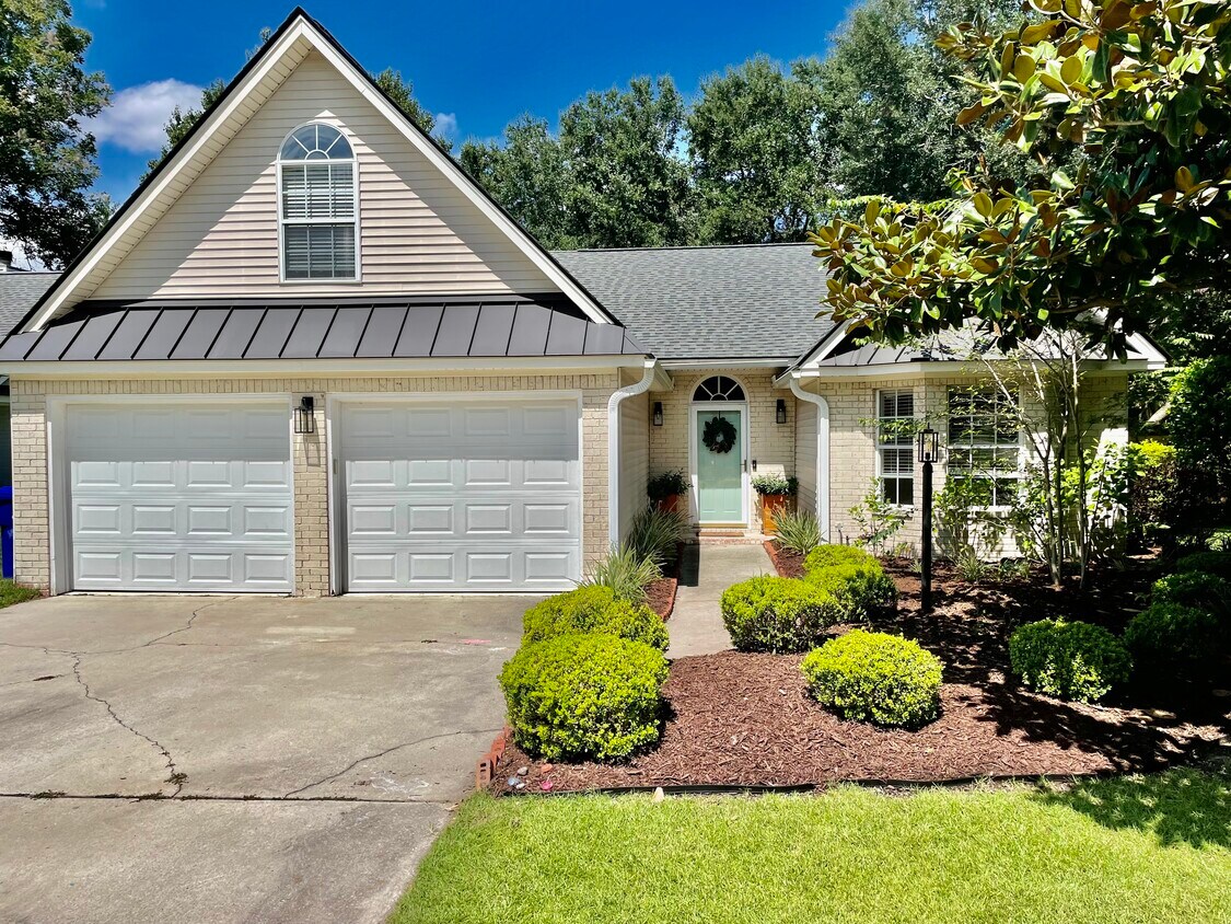 Foto principal - 1499 Old Williamston Ct