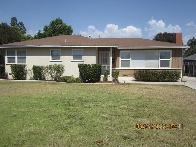 Building Photo - 3 br, 1.5 bath House - 6348 SAN DIEGO AVE