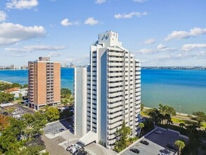 Building Photo - 4141 Bayshore Blvd