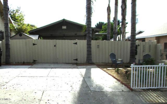 Foto del edificio - 3330 Thorpe Ave
