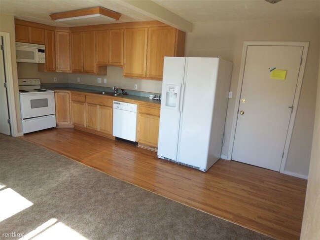 Building Photo - 3 br, 2 bath Apartment - 1825 Harris St Apt 8