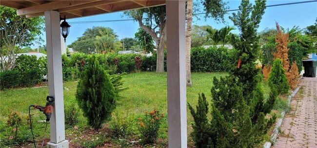 Foto del edificio - 355 Jeffery St