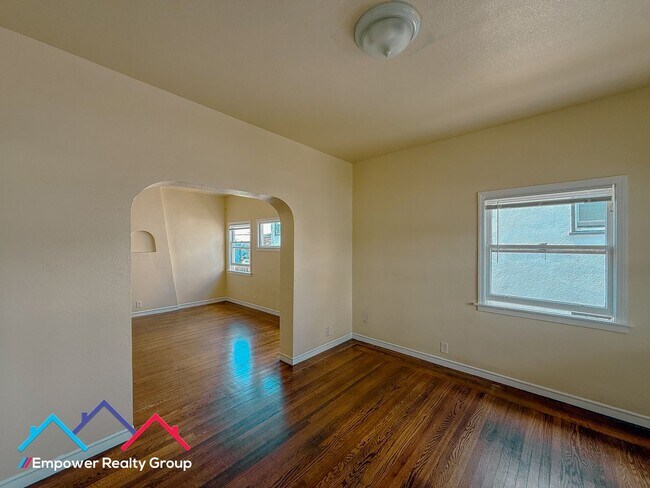 Foto del edificio - 5235 Bancroft Ave