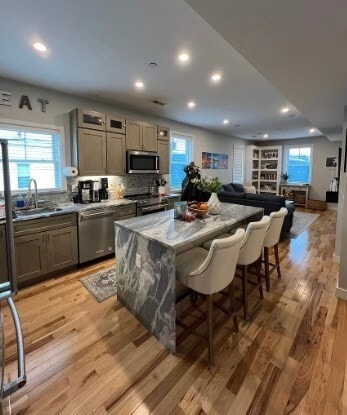 Foto del edificio - 37 Kimball St