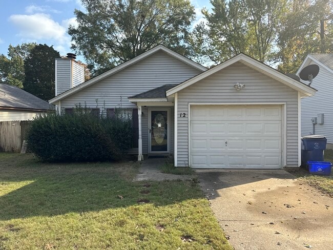 Building Photo - 12 Oak Forest Pl