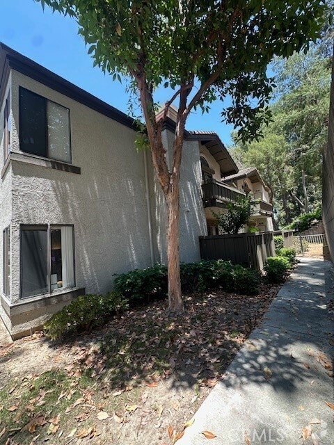 Building Photo - 22719 Lakeway Dr