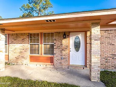 Foto del edificio - 5117 Potomac Dr