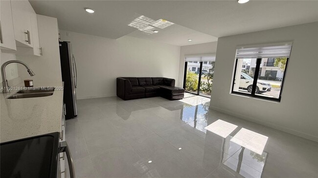 Foto del edificio - 14571 SW 261st St