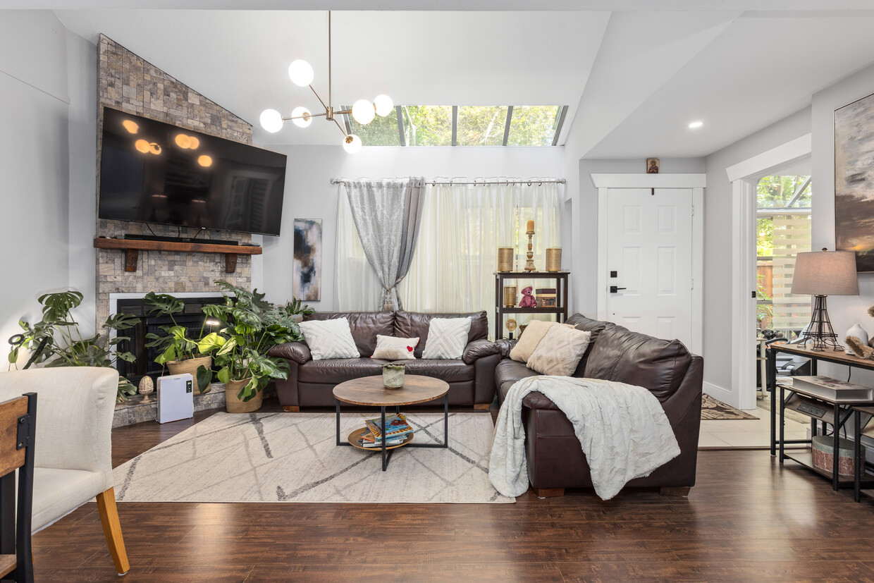 Photo principale - 7540 Abercrombie Dr