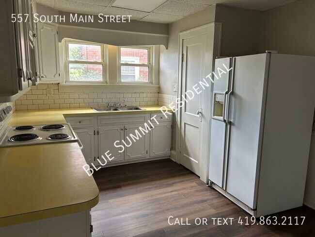 Foto del edificio - Charming 3-Bedroom Double Close to Downtow...