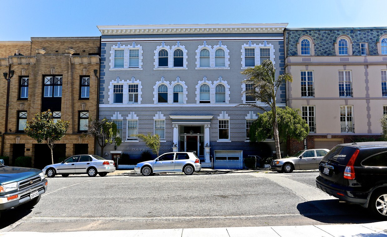 Building Photo - 2985 Pacific Ave