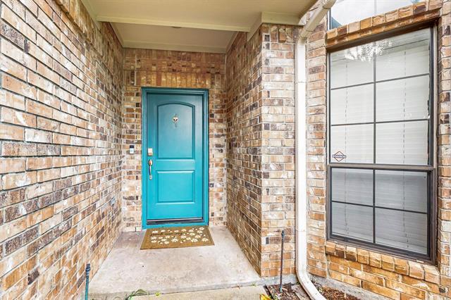 Building Photo - 1413 Chesterton Dr