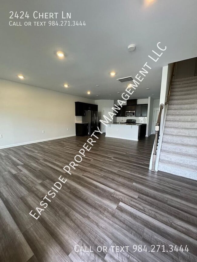 Building Photo - 2424 Chert Ln