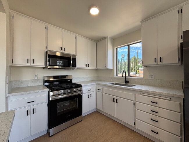 Building Photo - 6079 La Prada St