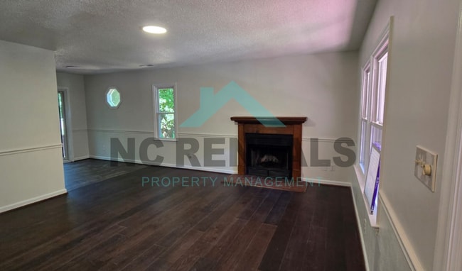 Building Photo - 3138 Russell Way Ln