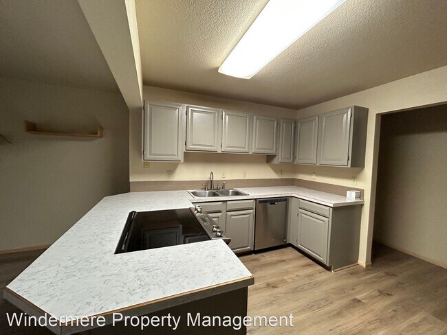 Foto del edificio - 4 br, 2 bath House - 1350 Lahti Dr