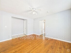 Building Photo - 2936 Flora Ave
