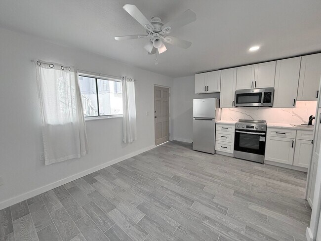 Foto del edificio - 319 Beach Rd