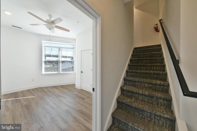 Foto del edificio - 3680 Indian Queen Ln