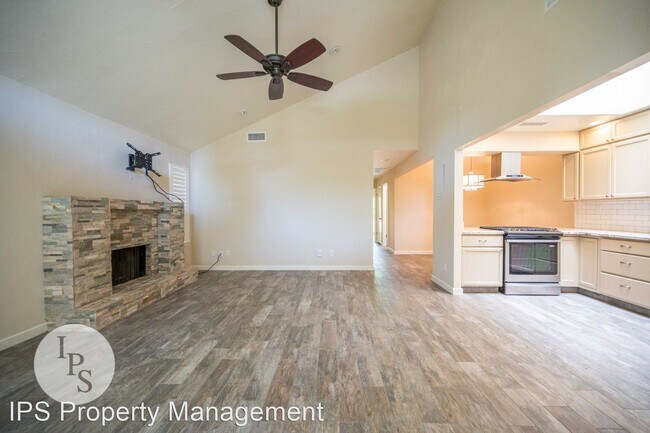 Building Photo - 2 br, 2 bath House - 5740 N Monte Ave Apt #1