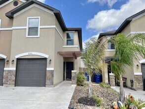 Building Photo - 229 Welland Dr