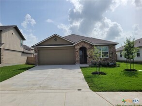 Building Photo - 613 Great Plains