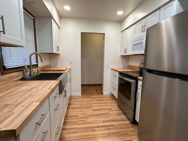 Foto del edificio - 12820 SW Glenhaven St