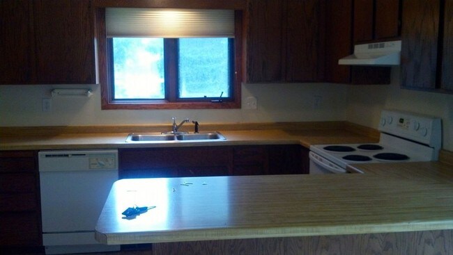Foto del edificio - 8465 144th St W