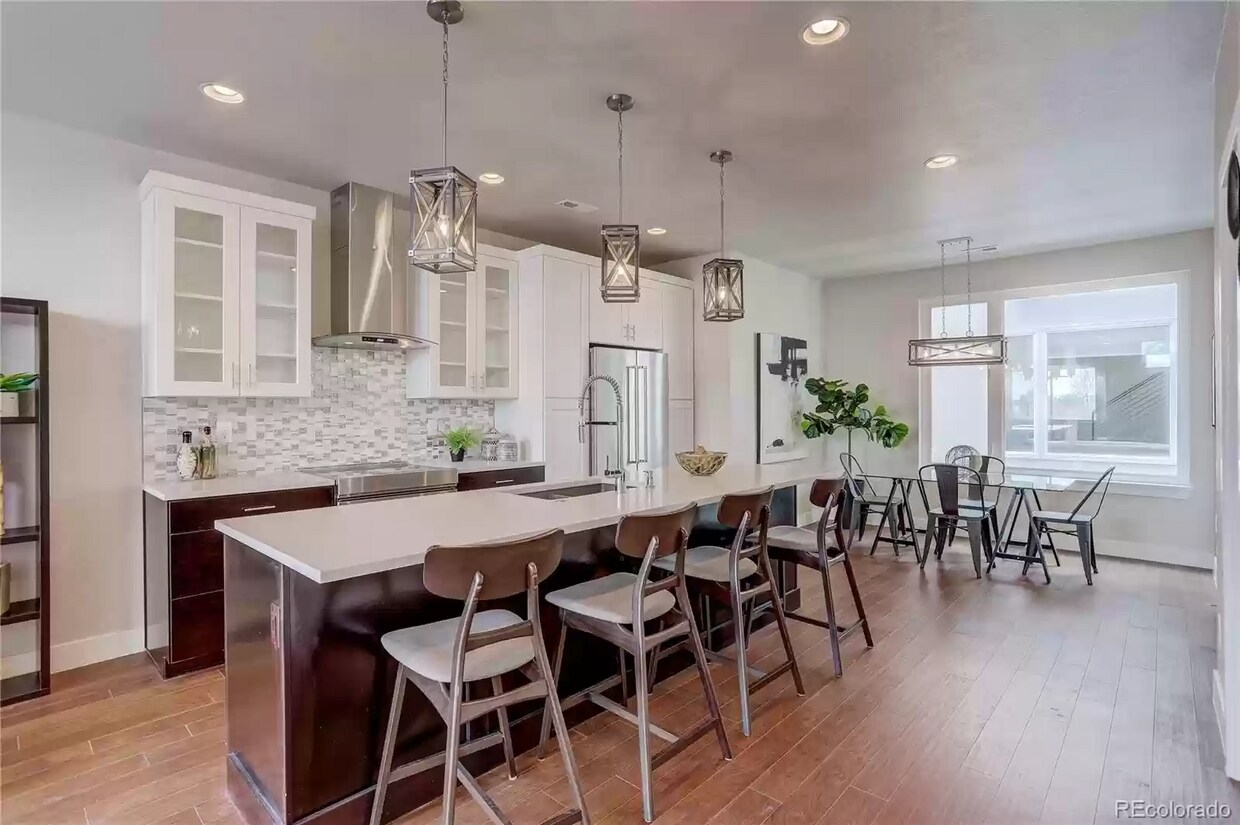 Foto principal - 1336 Sheridan Blvd