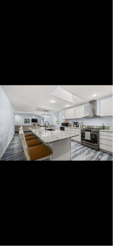Foto del edificio - 12113 35th Ave NE