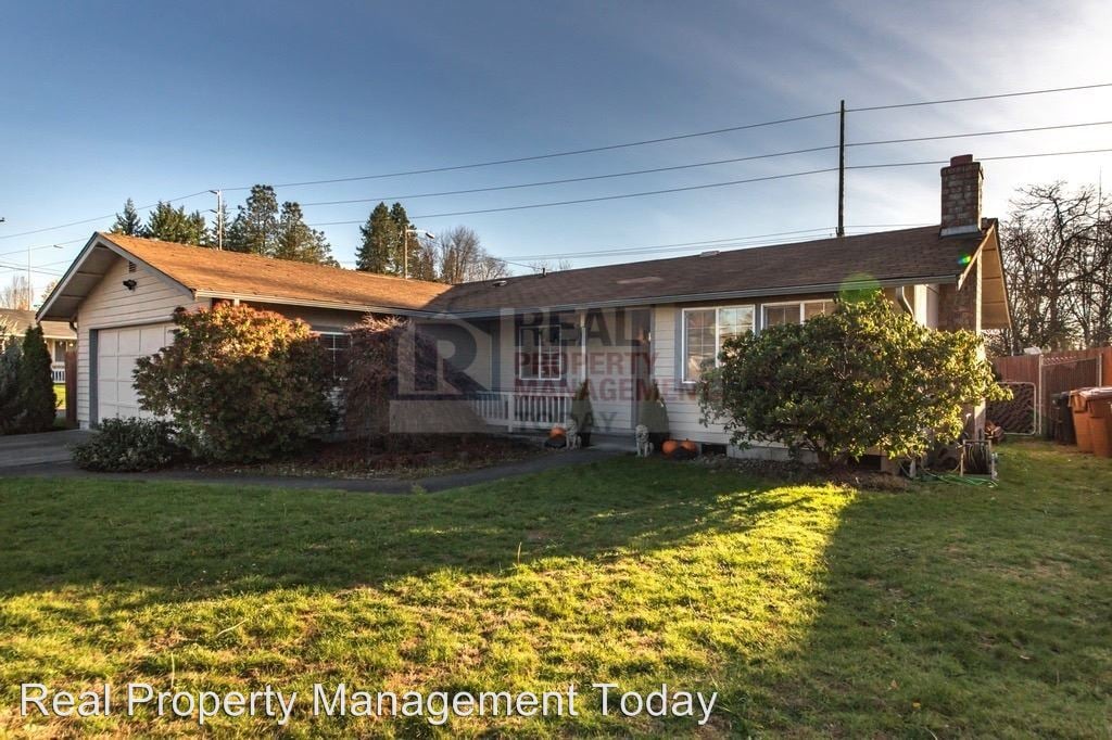 Primary Photo - 1413 S 96th St