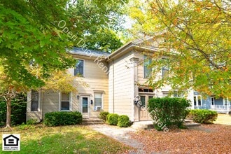 Building Photo - 1335 S Jackson St
