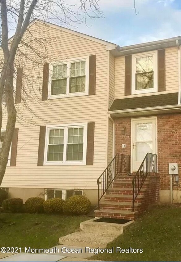 11 Gwizdak Ct, Sayreville, NJ 08872 Condo for Rent in Sayreville, NJ