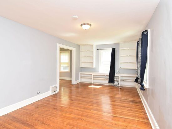 Building Photo - 34 Bonair Ave