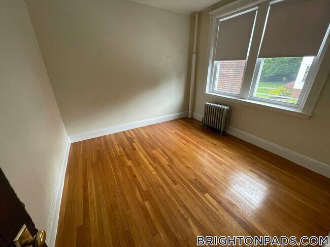 Building Photo - 1800 Commonwealth Ave